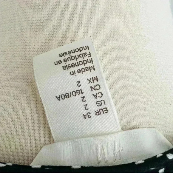 H&M Polka Dot Blouse Top Sz 2 Classic Style - Picture 3 of 8